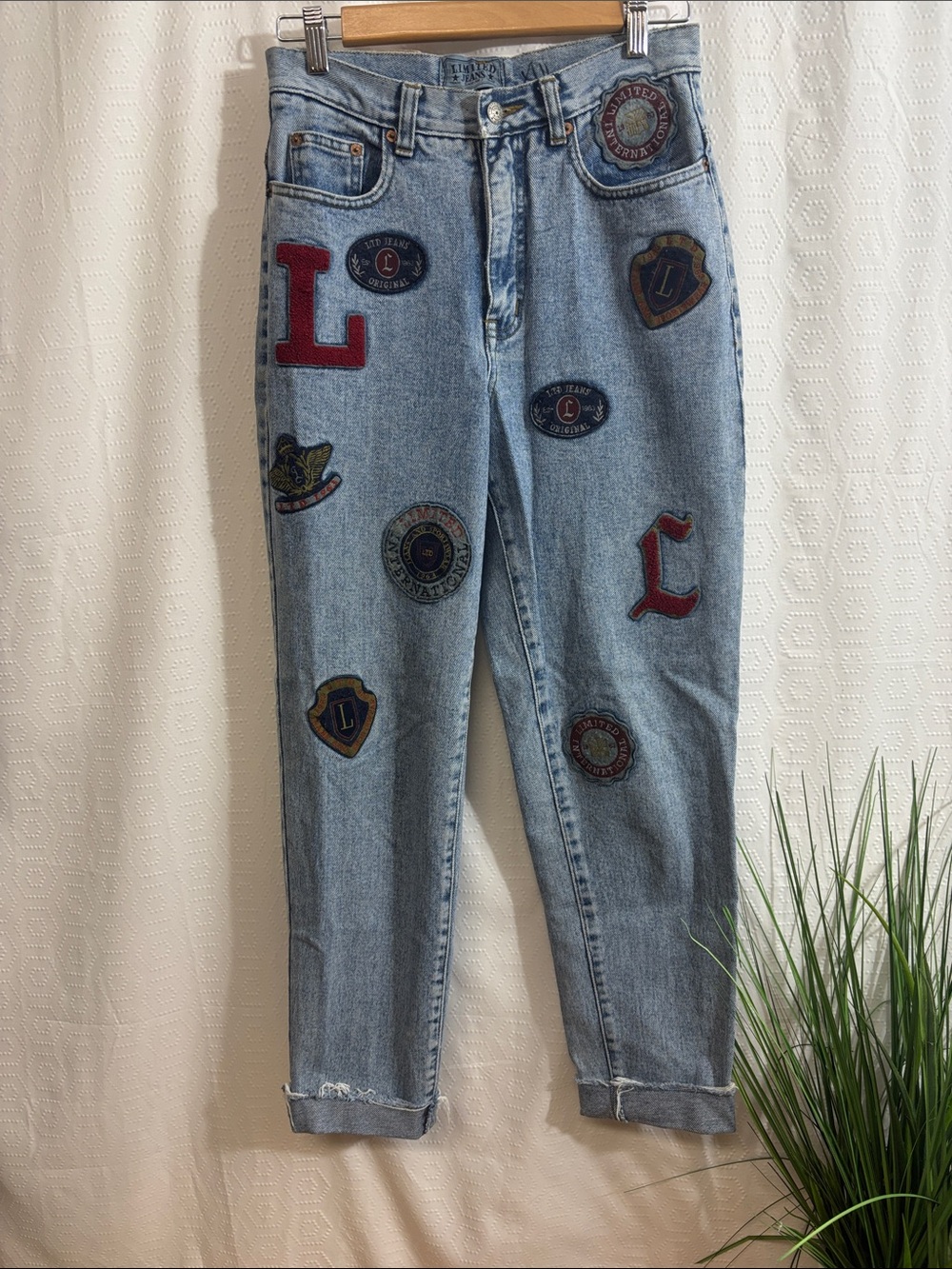 Vintage Limited varsity Jeans size 8